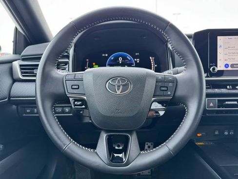 Certified 2025 Toyota Camry SE image 22