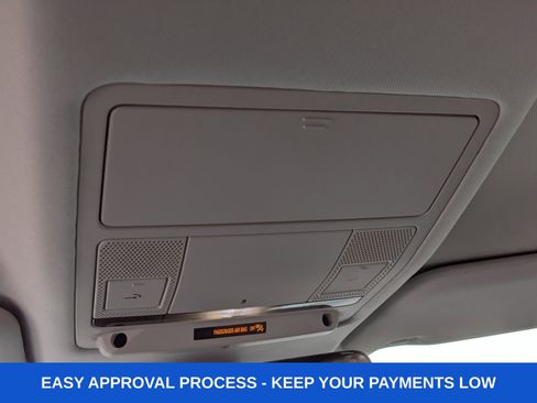 Used 2022 Land Rover Defender 90 image 21