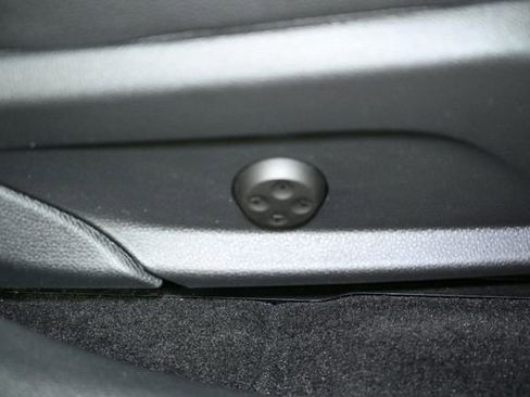 Used 2018 Mercedes-Benz GLC 300 4MATIC image 64