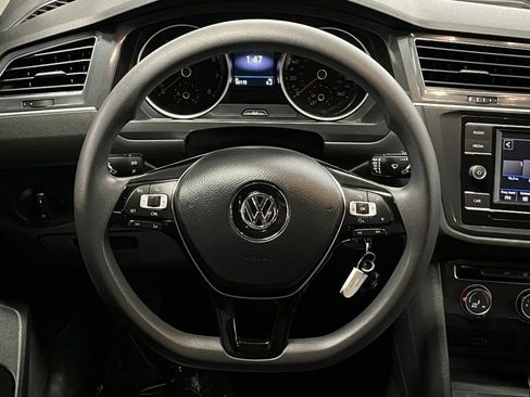 Used 2018 Volkswagen Tiguan S FWD image 7