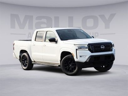 Used 2023 Nissan Frontier SV w/ Midnight Edition Package