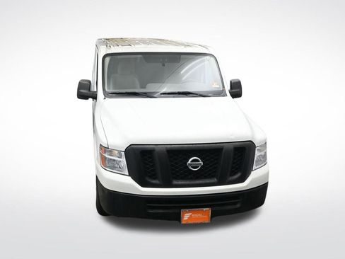 Used 2014 Nissan NV 2500 S image 28