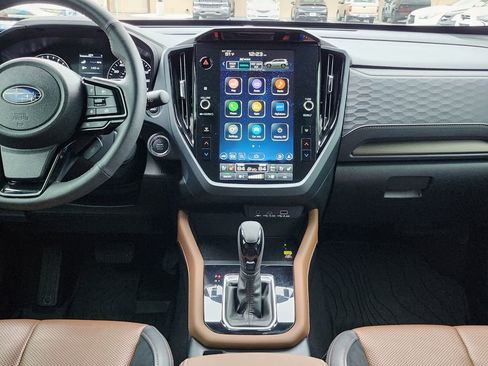 Used 2025 Subaru Forester Touring w/ Popular Package - Touring image 18