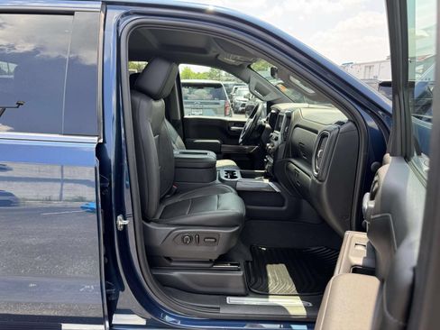 Used 2019 Chevrolet Silverado 1500 LTZ w/ LTZ Plus Package AWD/4WD image 15