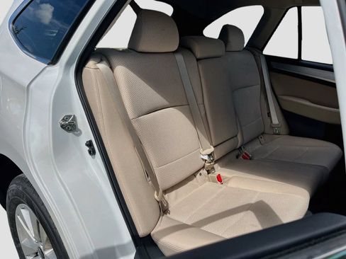 Used 2019 Subaru Outback 2.5i Premium AWD/4WD image 25