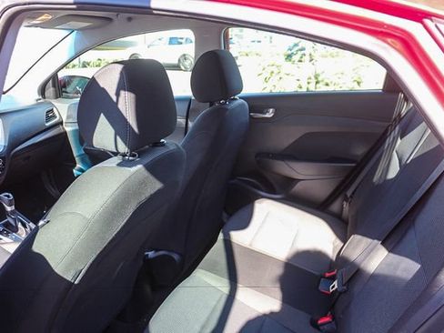 Used 2022 Hyundai Accent SE FWD image 23