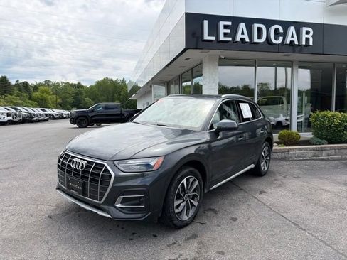Used 2021 Audi Q5 2.0T Premium w/ Convenience Package AWD/4WD image 1