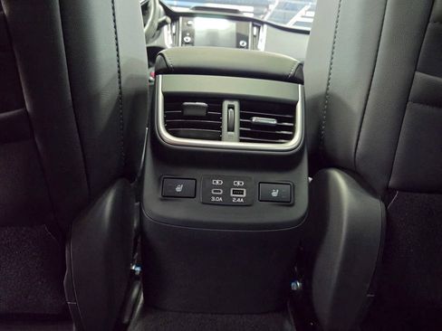 Used 2024 Subaru Outback Limited AWD/4WD image 21
