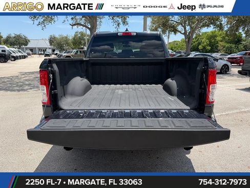 Used 2021 RAM 1500 Big Horn RWD image 14
