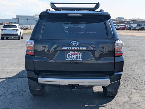 Used 2023 Toyota 4Runner TRD Off-Road Premium w/ Moonroof Package AWD/4WD image 7