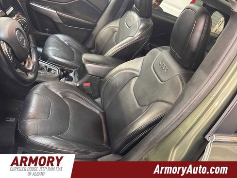 Used 2021 Jeep Cherokee Latitude Lux w/ Sun & Sound Group image 12