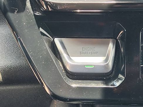 Used 2024 GMC Sierra 2500 AT4 w/ AT4 Premium Plus Package AWD/4WD image 19