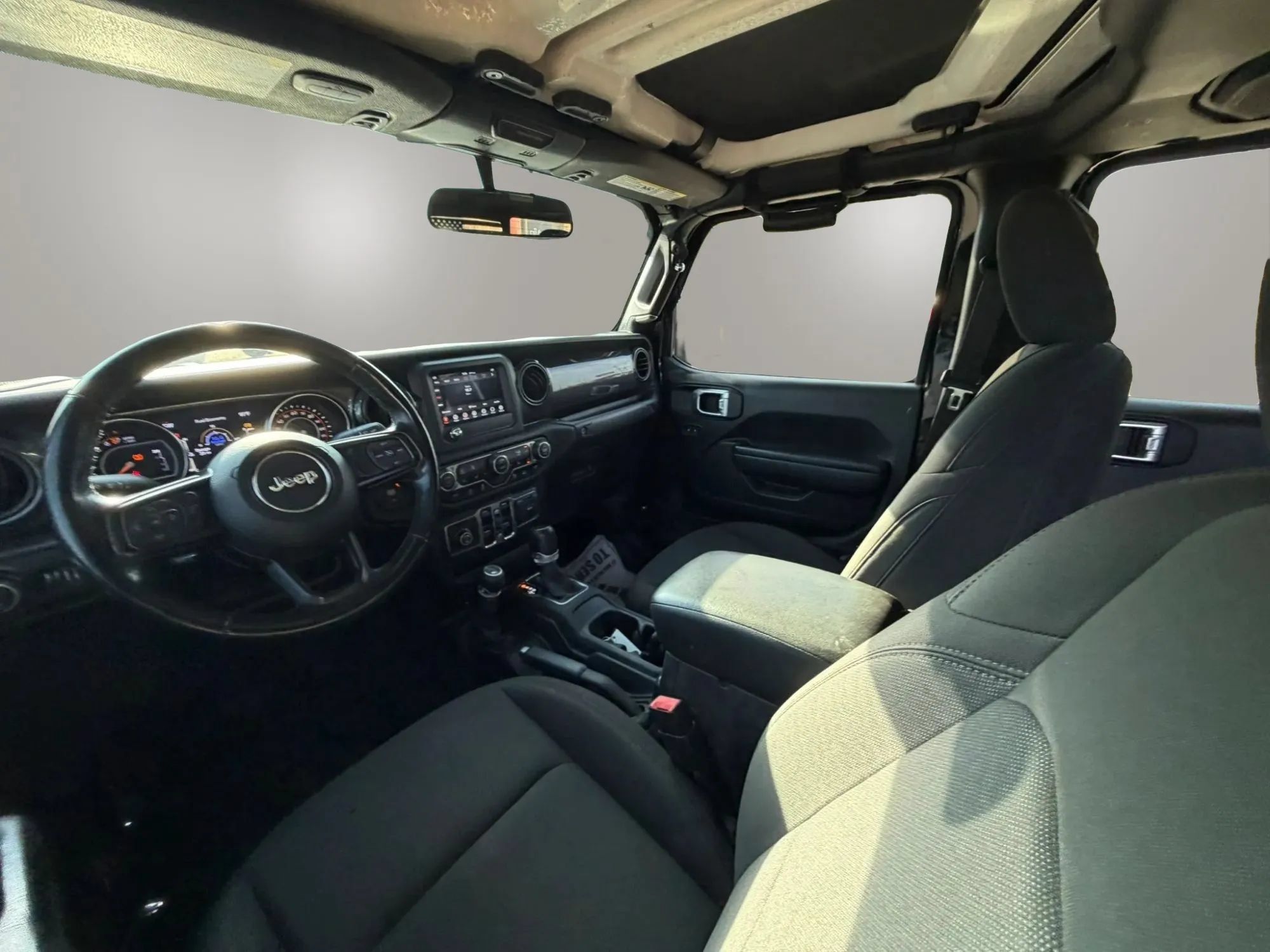 Used 2020 Jeep Gladiator Sport AWD/4WD image 18