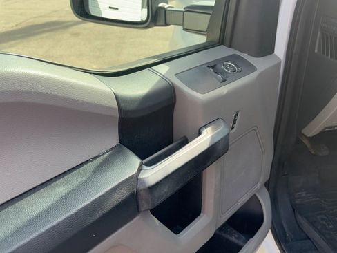 Used 2017 Ford F250 XL w/ Power Equipment Group image 11