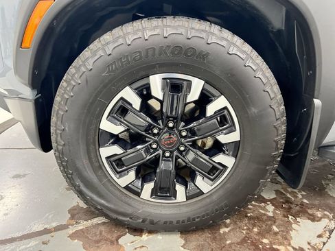 Used 2024 Nissan Frontier Pro-X RWD image 27