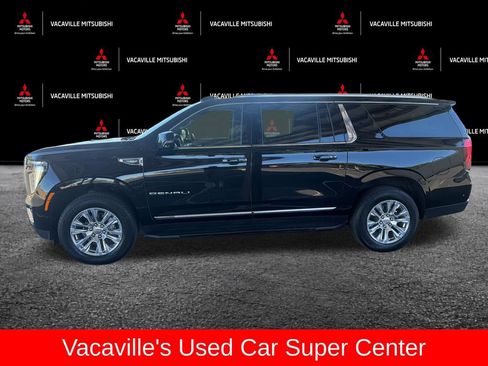 Used 2025 GMC Yukon XL Denali AWD/4WD image 2