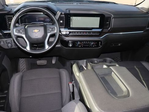 Used 2023 Chevrolet Silverado 1500 LT image 20