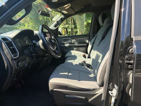 Certified 2022 RAM 1500 Big Horn w/ Trailer Tow Group AWD/4WD image 11