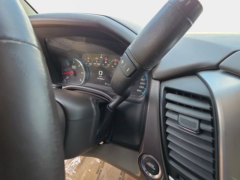 Used 2017 Chevrolet Tahoe LT image 26