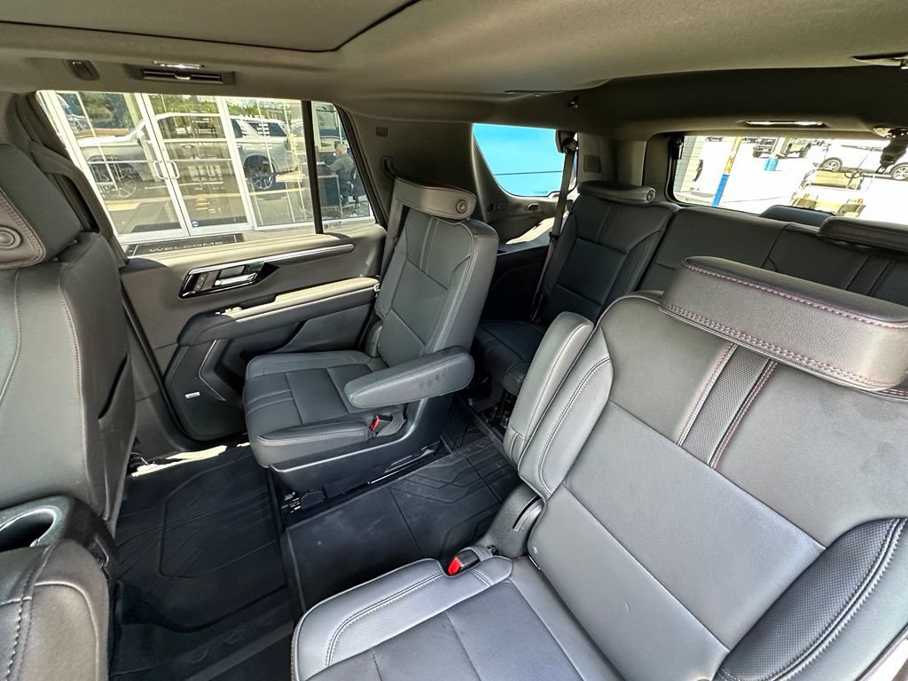 Used 2025 Chevrolet Tahoe RST w/ Comfort Package RWD image 34