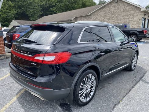 Used 2016 Lincoln MKX Reserve w/ Climate Package AWD/4WD image 5