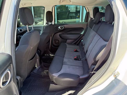 Used 2015 FIAT 500L Trekking FWD image 11