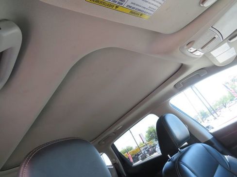 Used 2018 Nissan Murano SL w/ Moonroof Package image 14