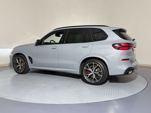 Certified 2025 BMW X5 M60i AWD/4WD image 3