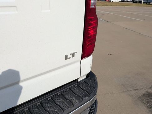 Used 2024 Chevrolet Silverado 2500 LT image 41