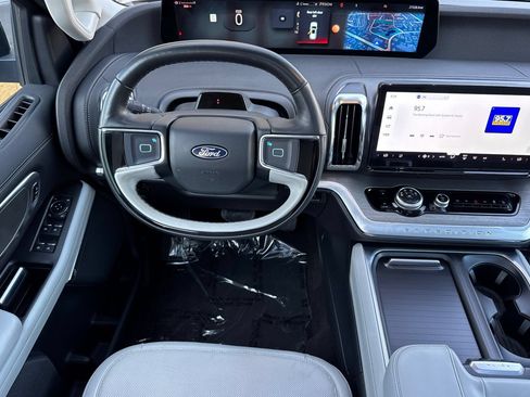 Certified 2025 Ford Expedition Max Platinum AWD/4WD image 15