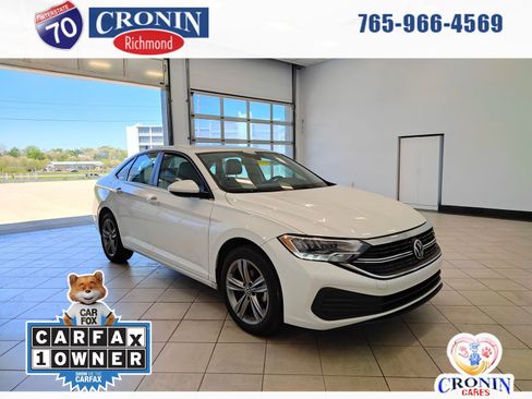 Used 2023 Volkswagen Jetta SE FWD image 1