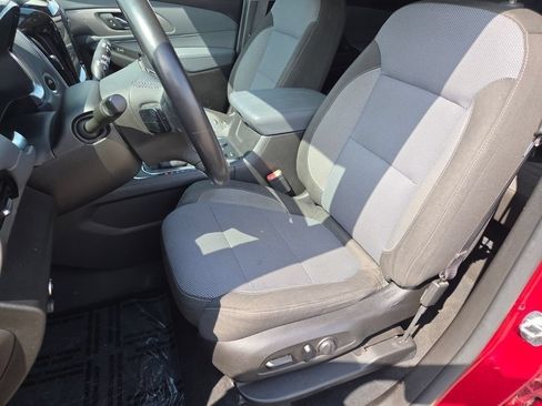 Used 2018 Chevrolet Traverse LT AWD/4WD image 6