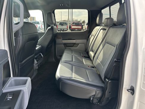 Used 2021 Ford F150 Lariat w/ FX4 Off-Road Package image 23