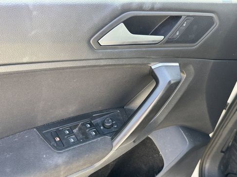 Used 2021 Volkswagen Tiguan S AWD/4WD image 19