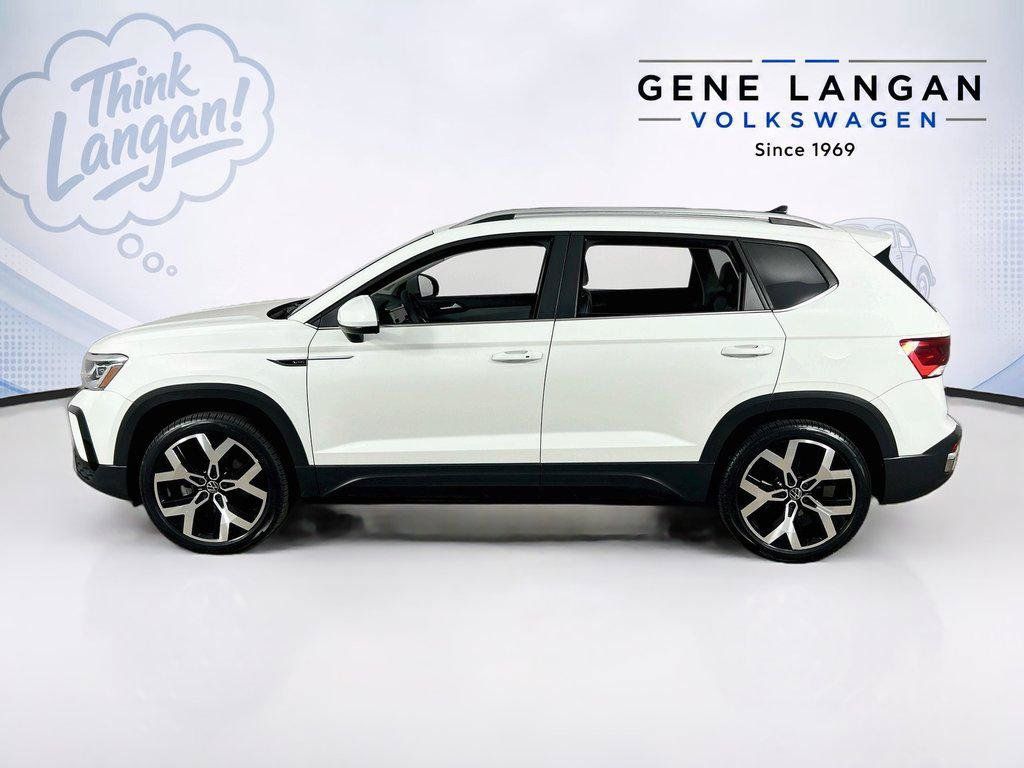 Certified 2023 Volkswagen Taos SEL AWD/4WD image 8