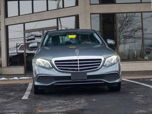 Used 2017 Mercedes-Benz E 300 4MATIC image 11