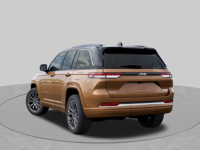 New 2027 Jeep Grand Cherokee Summit AWD/4WD image 3