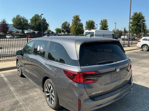 Used 2025 Honda Odyssey EX-L image 8