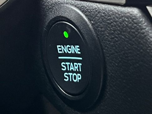 Certified 2022 Ford Escape SE w/ Convenience Package image 28