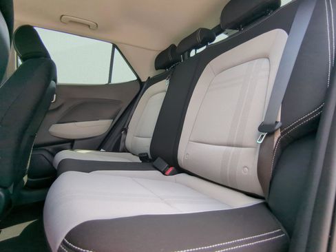 New 2025 Hyundai Venue SEL FWD image 10