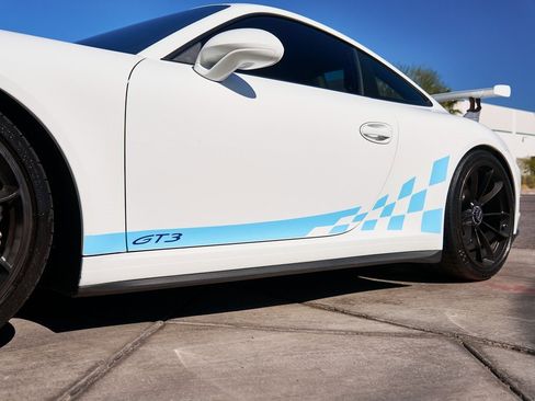 Used 2014 Porsche 911 GT3 image 23