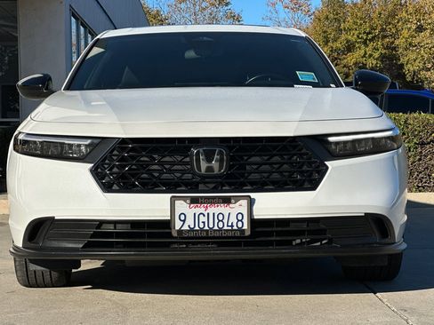 Used 2023 Honda Accord Sport image 9