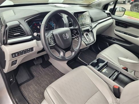 Used 2023 Honda Odyssey Elite image 7