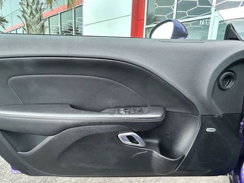 Used 2019 Dodge Challenger GT w/ Plus Package image 18