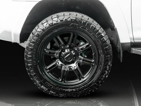 Used 2023 Toyota 4Runner SR5 image 19