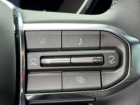New 2026 GMC Canyon Elevation w/ Convenience Package RWD image 28