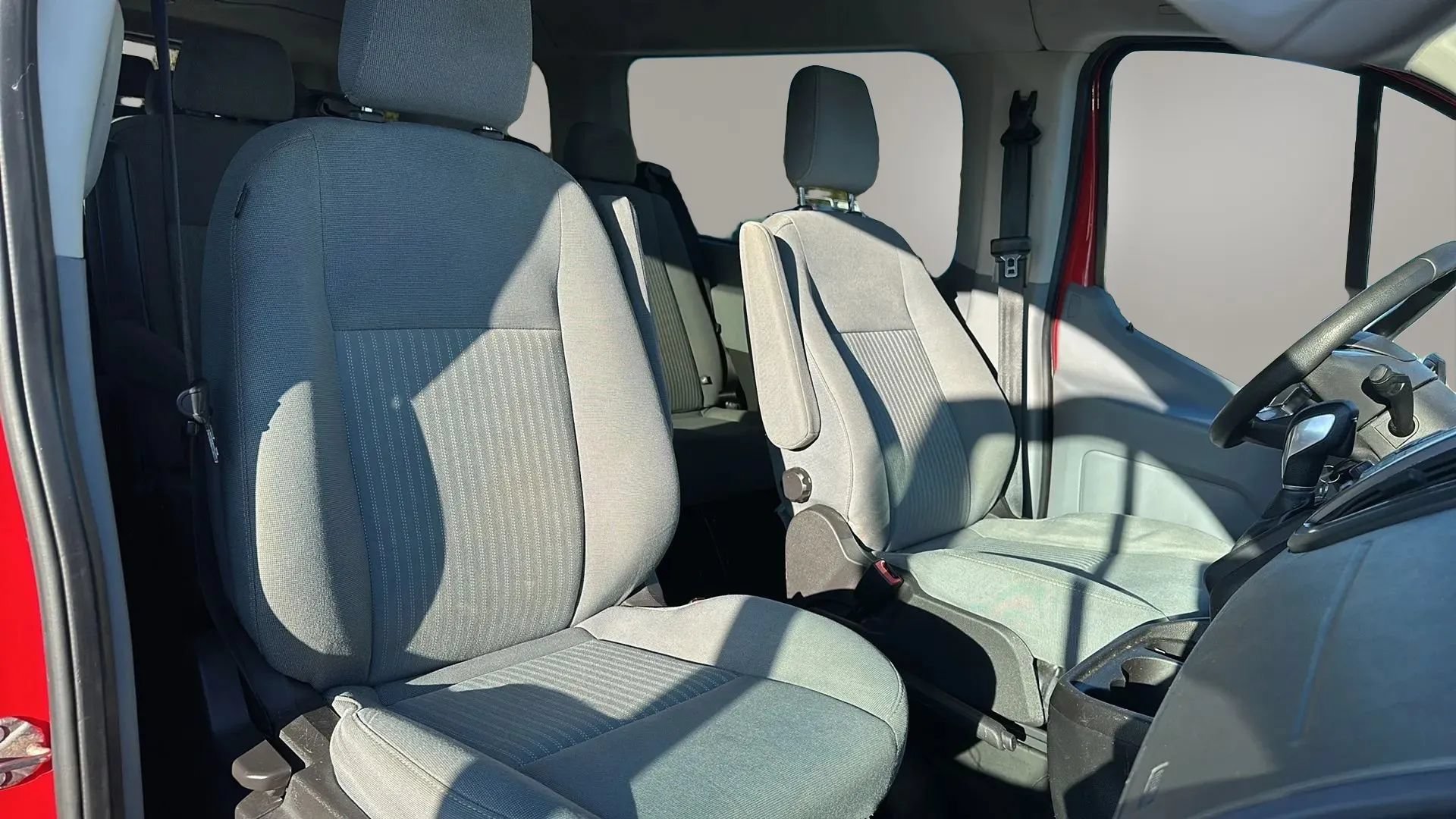 Used 2015 Ford Transit 350 XLT RWD image 14