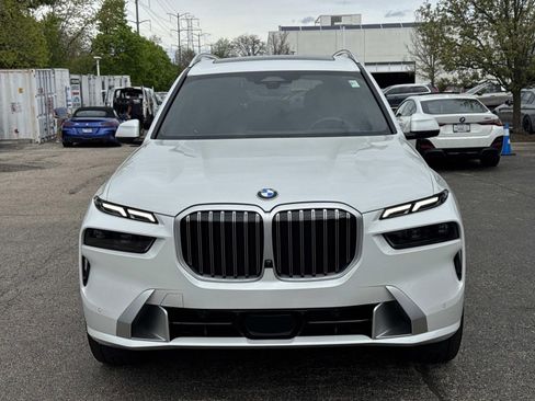 Used 2026 BMW X7 xDrive40i AWD/4WD image 2