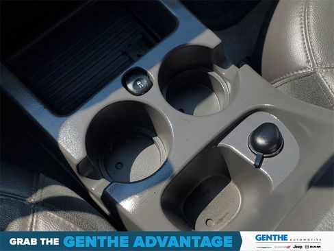 Used 2003 Ford Explorer XLT image 18