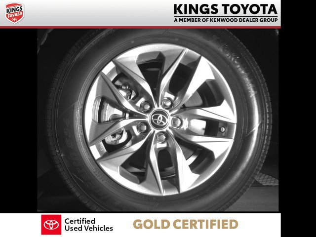 Certified 2025 Toyota Sienna LE FWD image 10